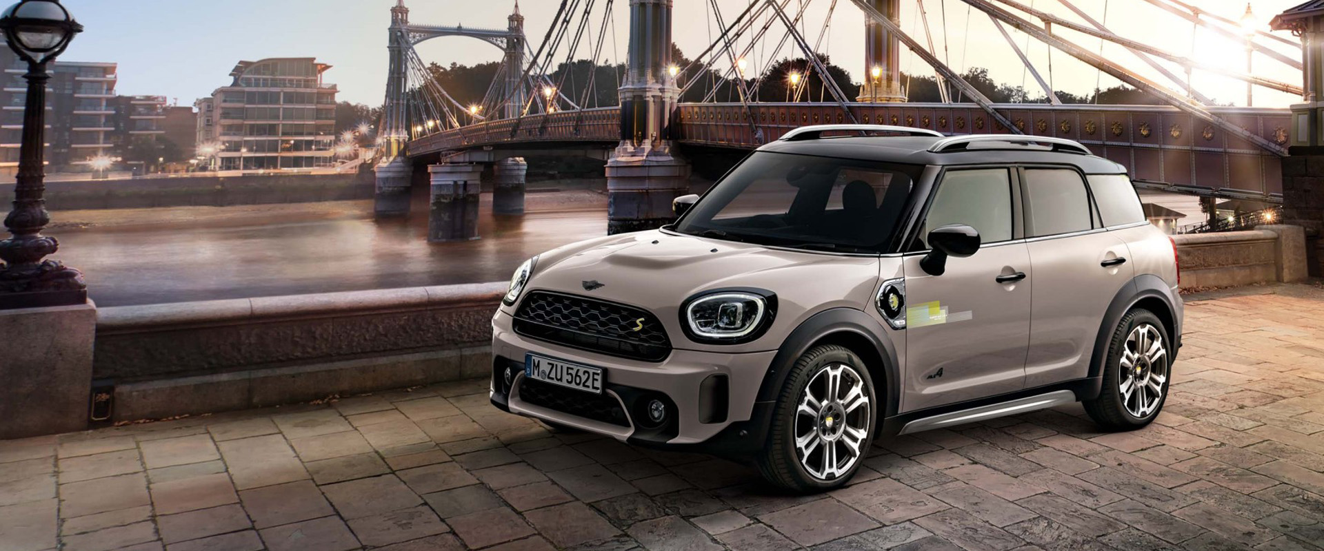 MINI全モデル比較イメージ