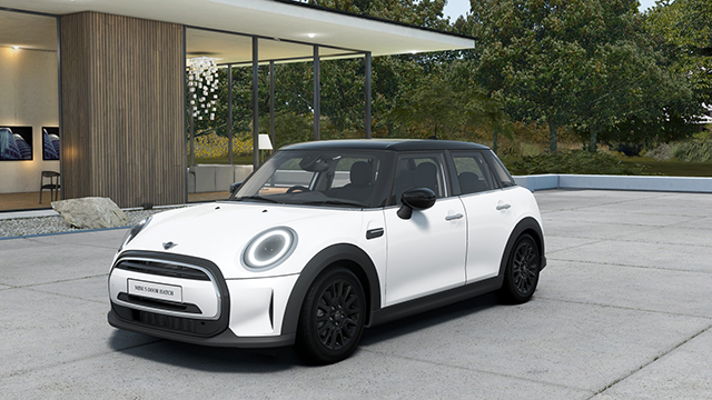 MINI COOPER D 5 DOOR PREMIUM PLUS.