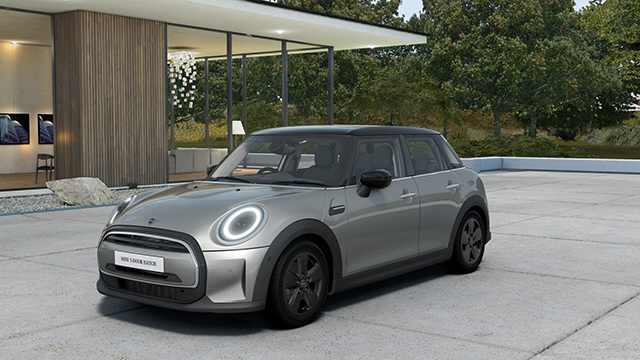MINI COOPER 5 DOOR PREMIUM PLUS.